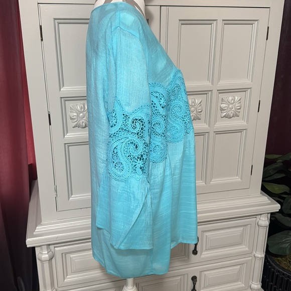 Sky Blue Blouse by Valerie Stevens with Lace Detail on Sleeves & Waist - Size XL - Picture 5 of 10